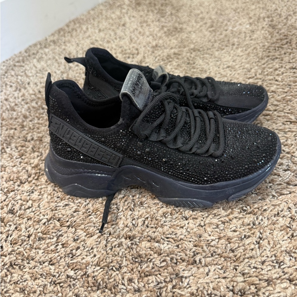 Steve Madden Glittery Black Sneakers